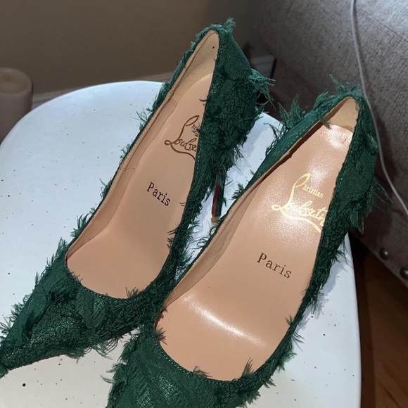 Christian Louboutin Textured Green Heels - Picture 5 of 5
